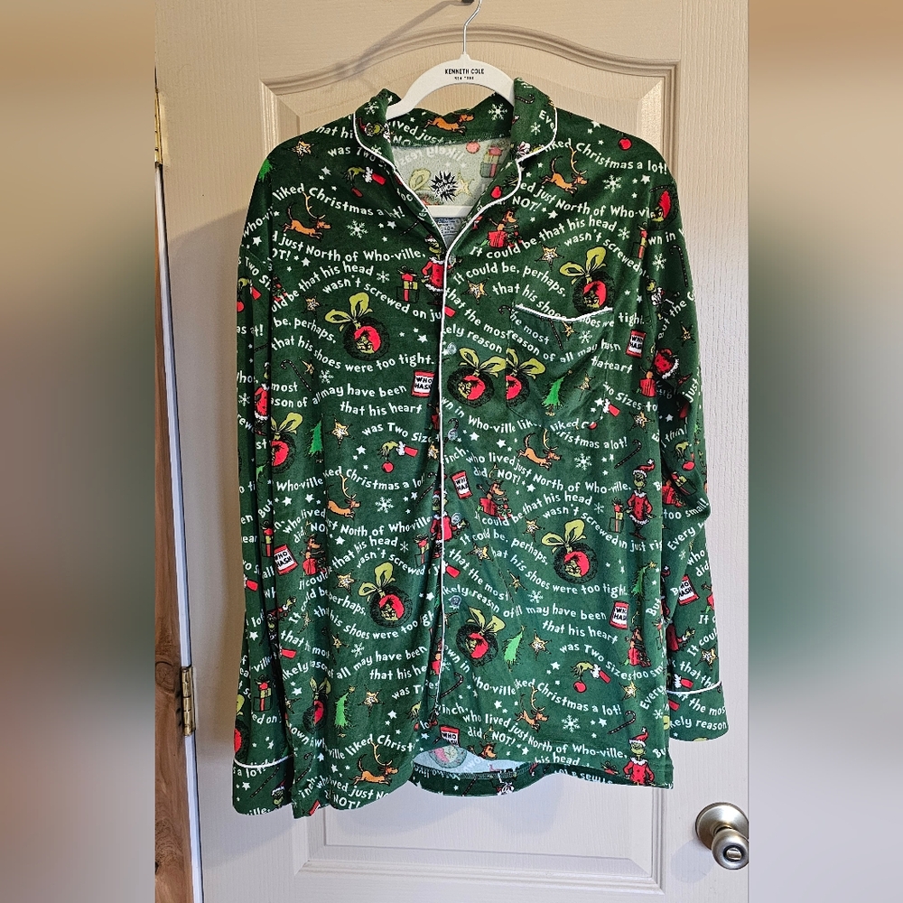The Grinch Mens Sleepwear Button Down Long Sleeve Shirt Small Hole As Shown Lg